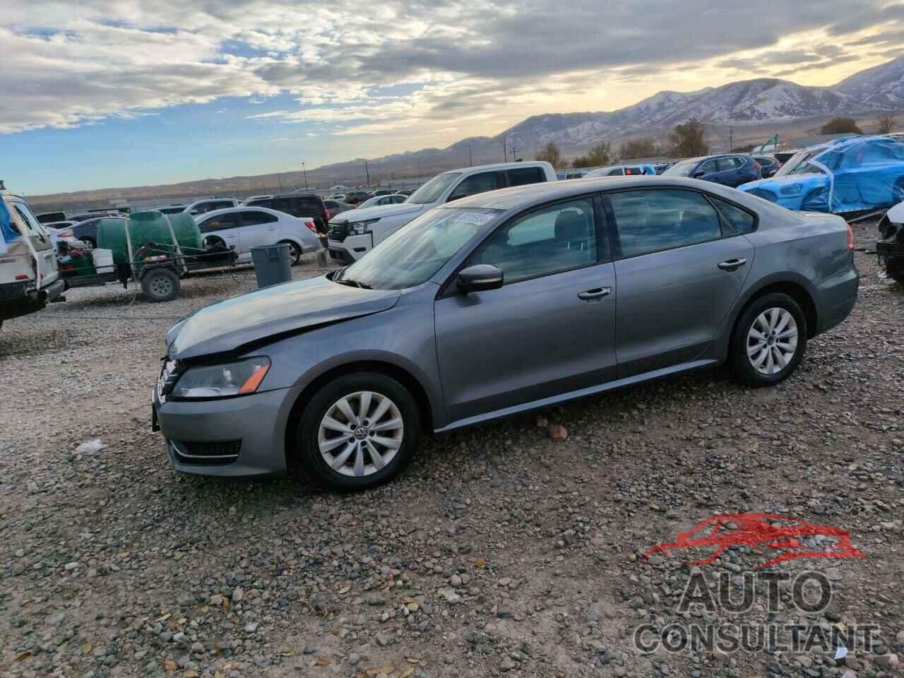 VOLKSWAGEN PASSAT 2013 - 1VWAP7A39DC033582
