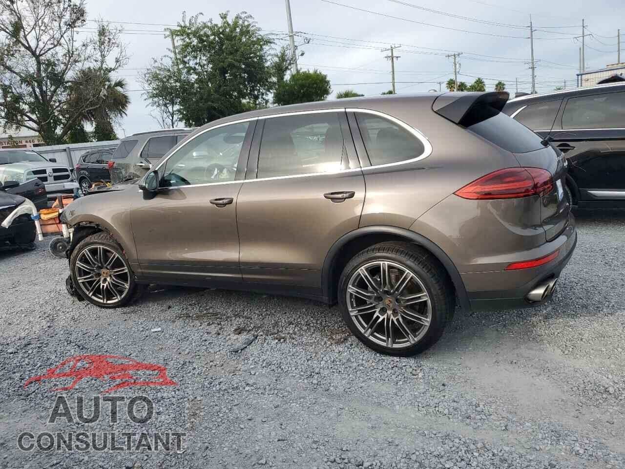 PORSCHE CAYENNE 2015 - WP1AB2A2XFLA59962