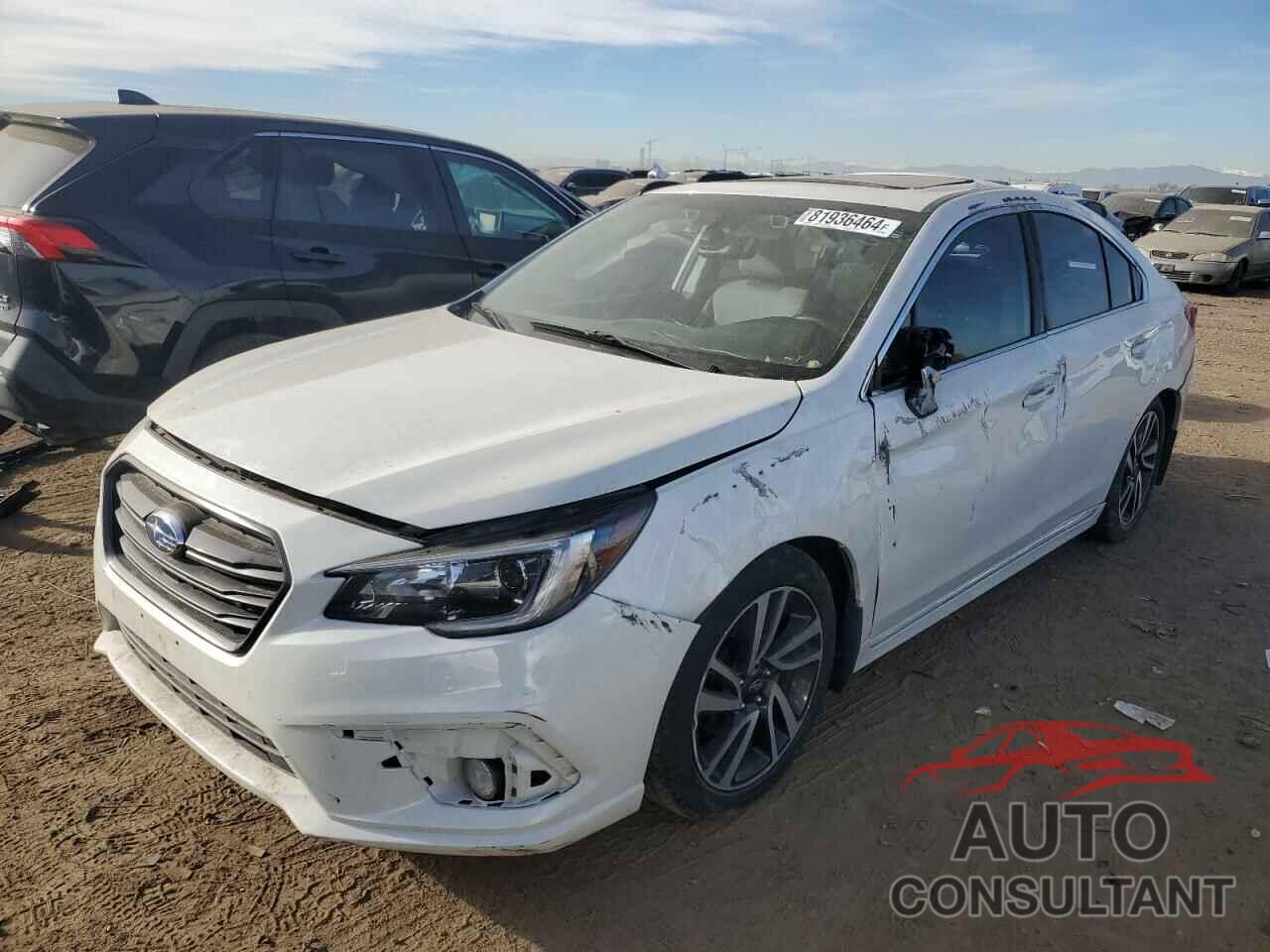 SUBARU LEGACY 2019 - 4S3BNAS68K3040247