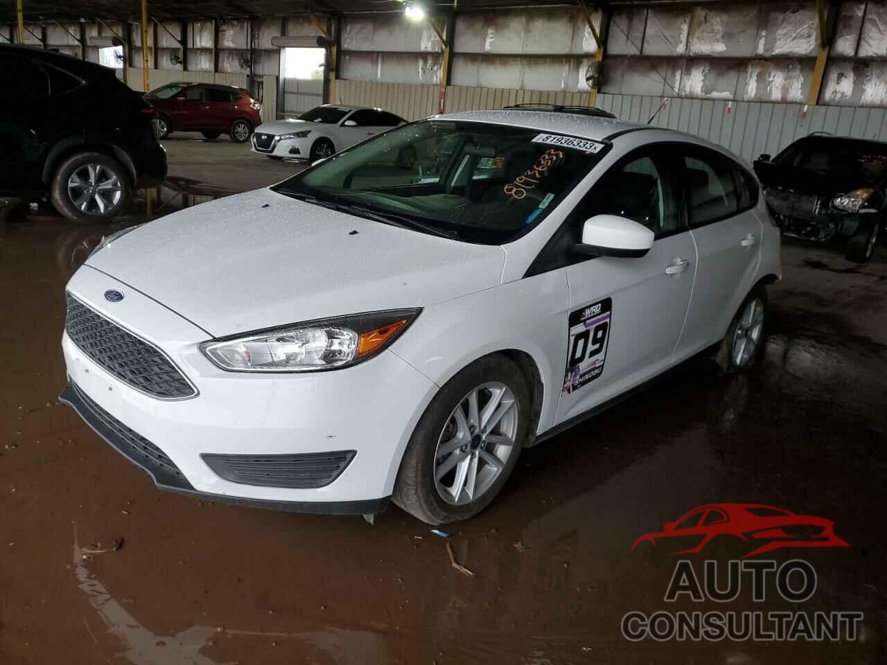 FORD FOCUS 2018 - 1FADP3K28JL272282