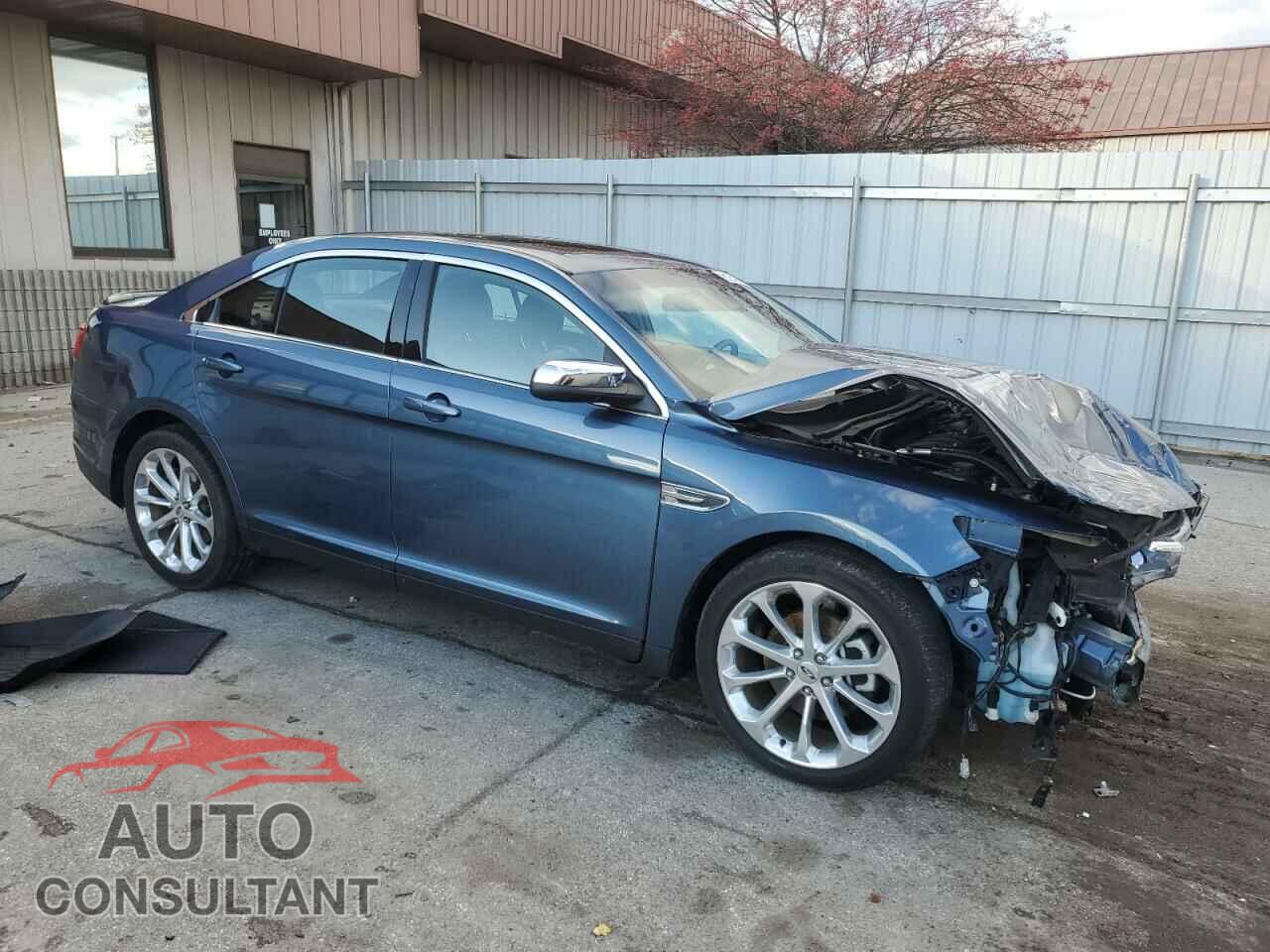 FORD TAURUS 2018 - 1FAHP2J84JG113804