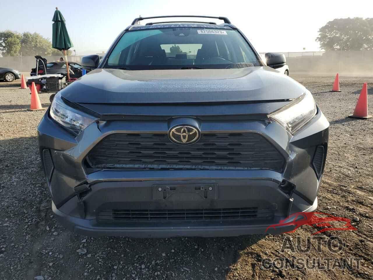 TOYOTA RAV4 2019 - JTMH1RFV2KD034816