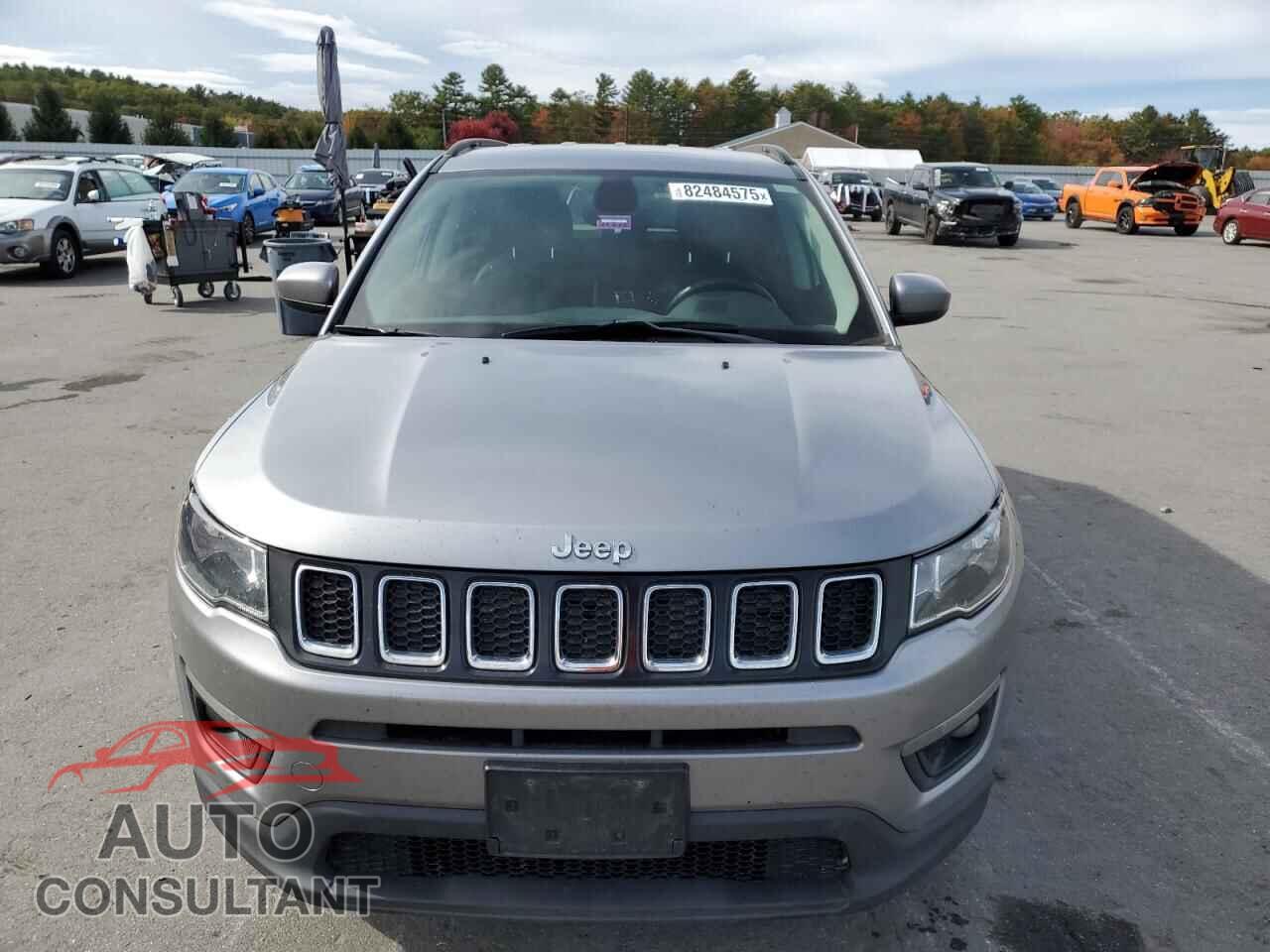JEEP COMPASS 2018 - 3C4NJDBB1JT230630