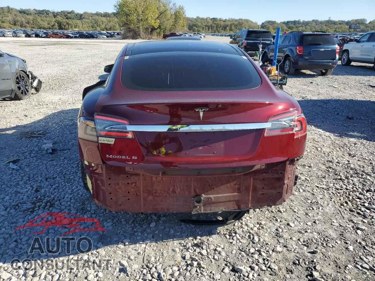 TESLA MODEL S 2012 - 5YJSA1DP3CFS00704