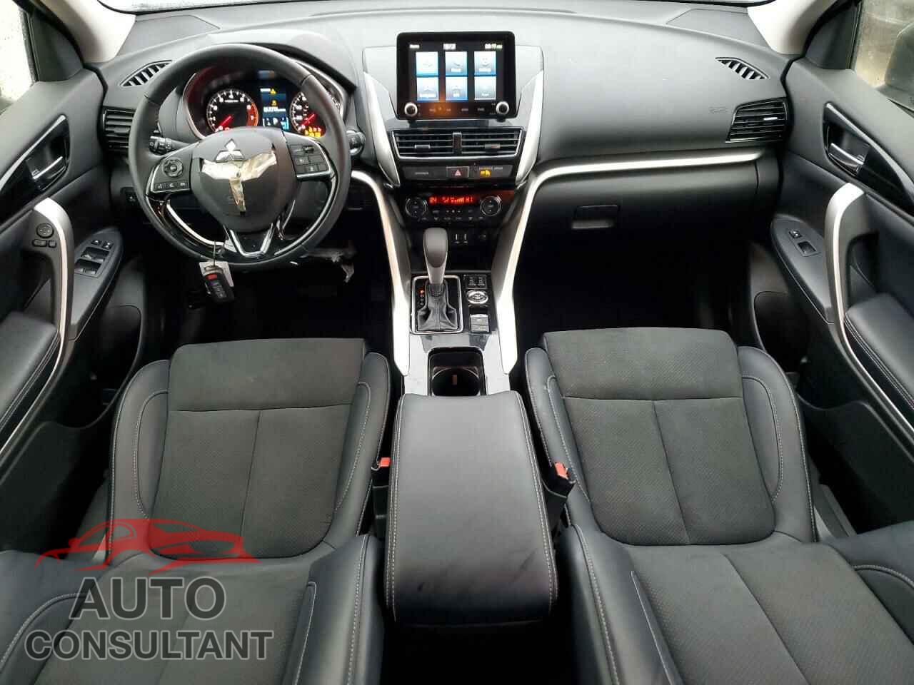MITSUBISHI ECLIPSE 2024 - JA4ATWAA4RZ045211