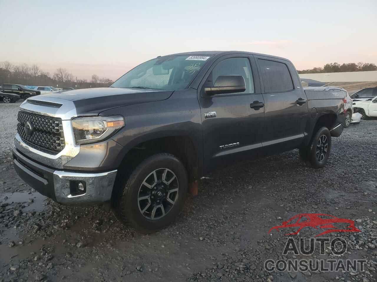 TOYOTA TUNDRA 2018 - 5TFDW5F13JX686895