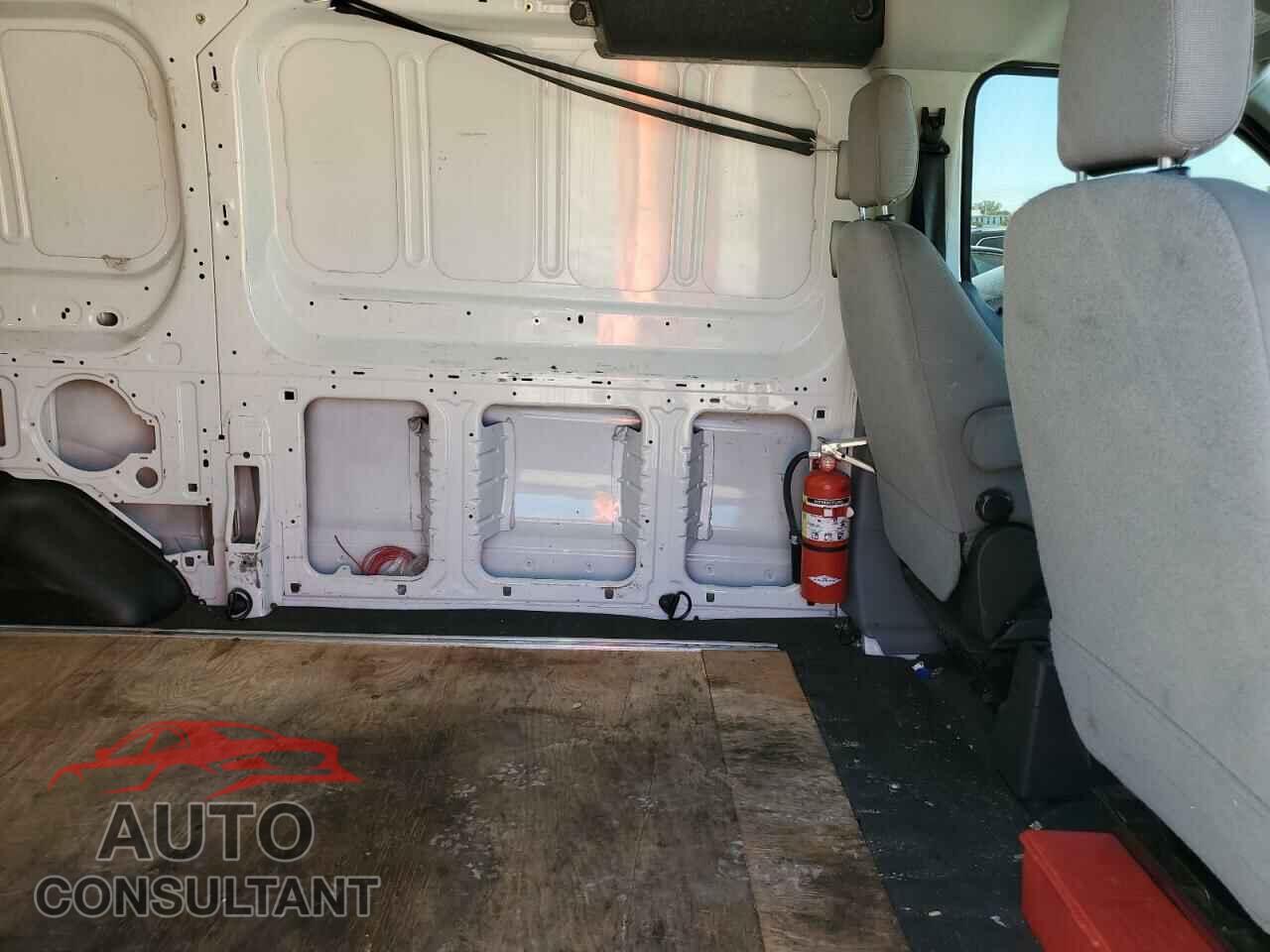 FORD TRANSIT 2017 - 1FTYR1YM3HKA47741