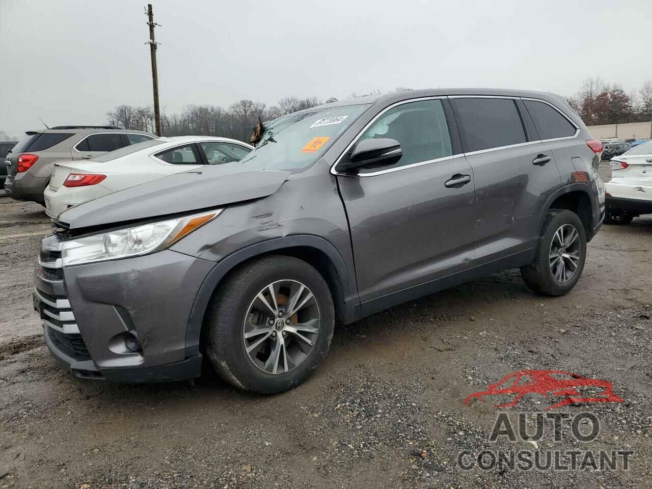 TOYOTA HIGHLANDER 2019 - 5TDZARFH5KS055033