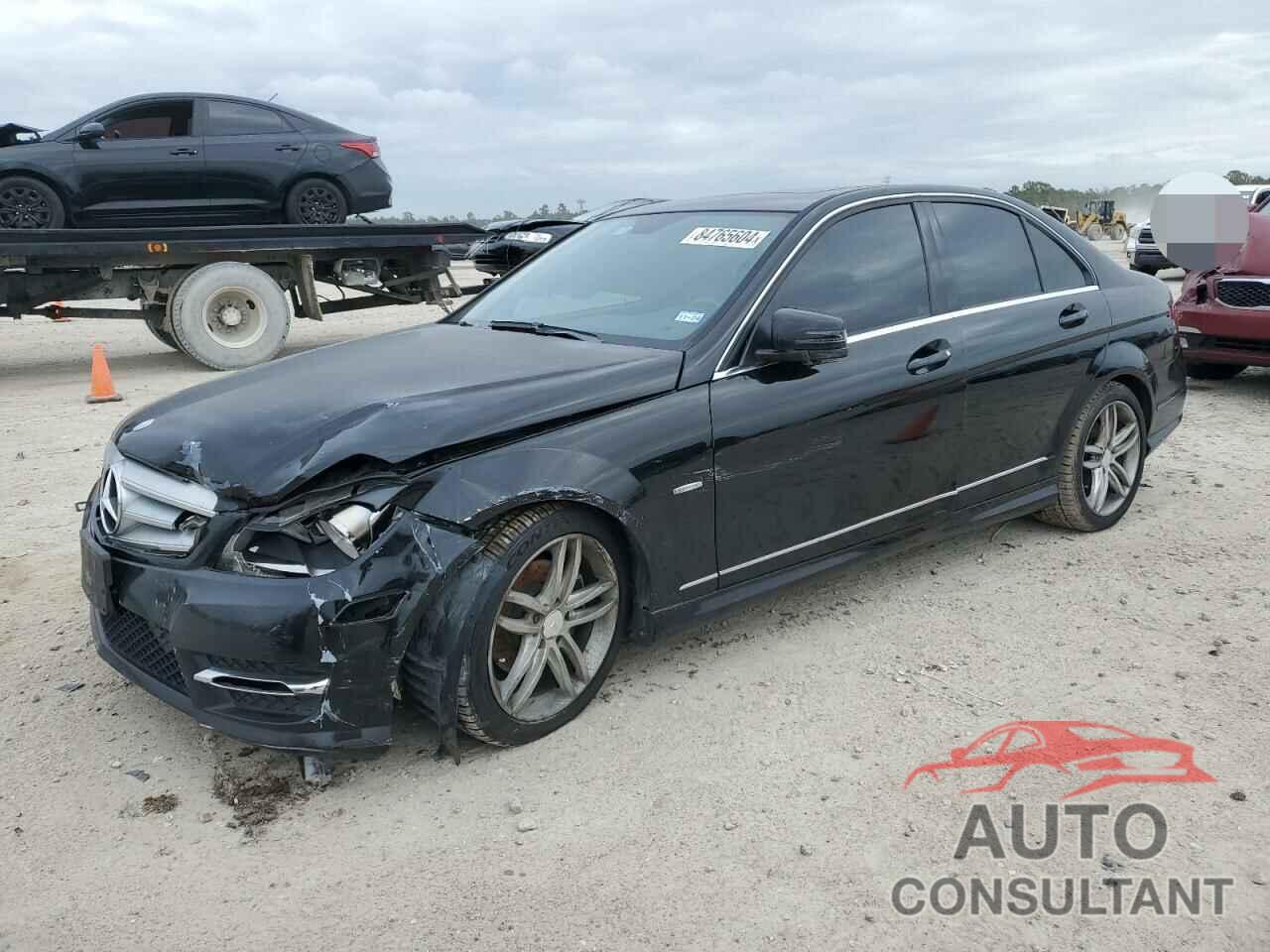 MERCEDES-BENZ C-CLASS 2012 - WDDGF4HB8CR206098