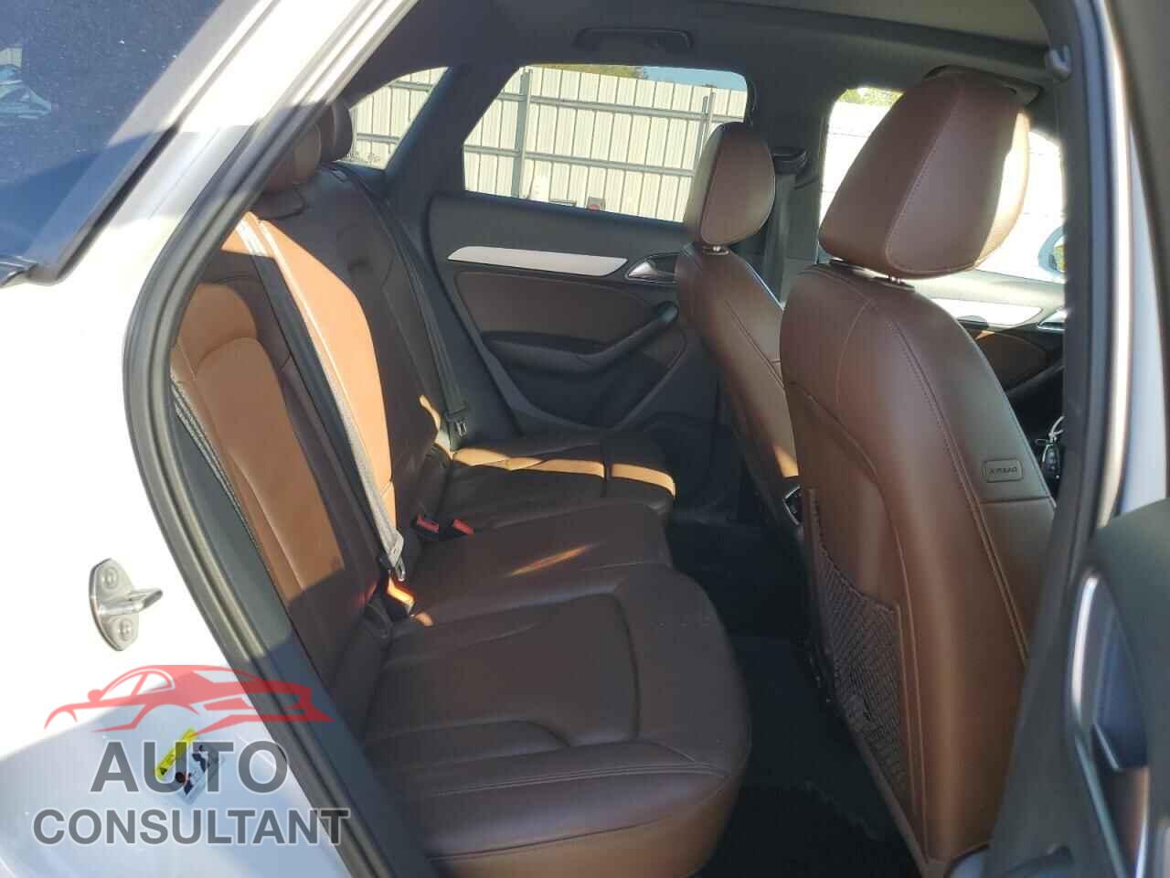 AUDI Q3 2017 - WA1ECCFS2HR003300