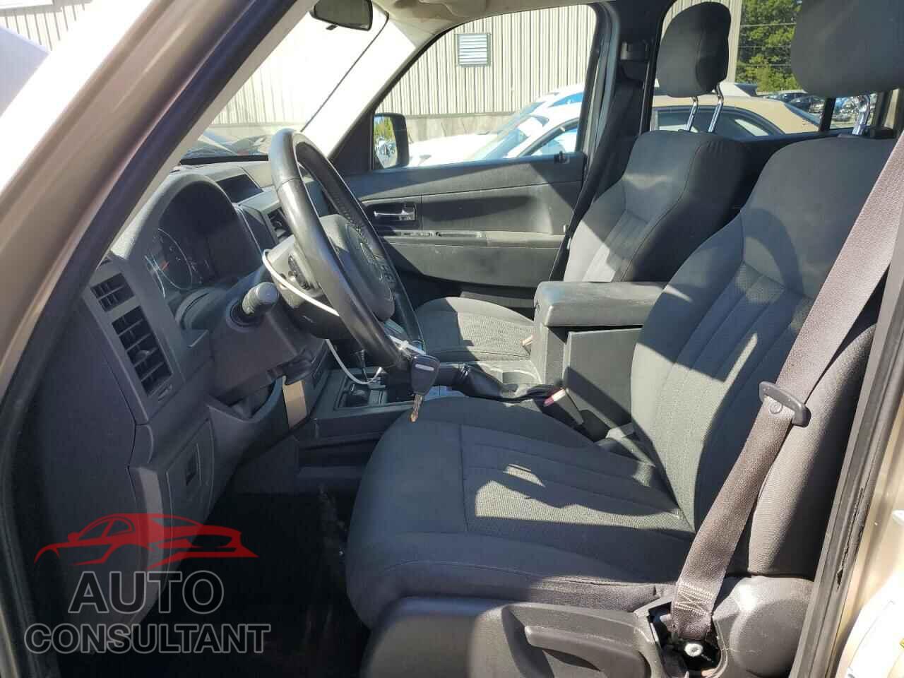 JEEP LIBERTY 2011 - 1J4PN2GK9BW505242