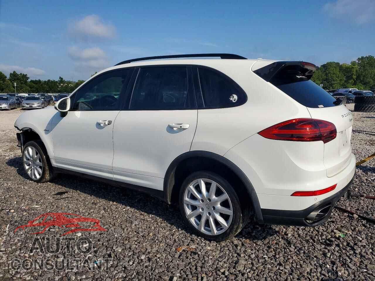 PORSCHE CAYENNE 2015 - WP1AF2A28FLA37480