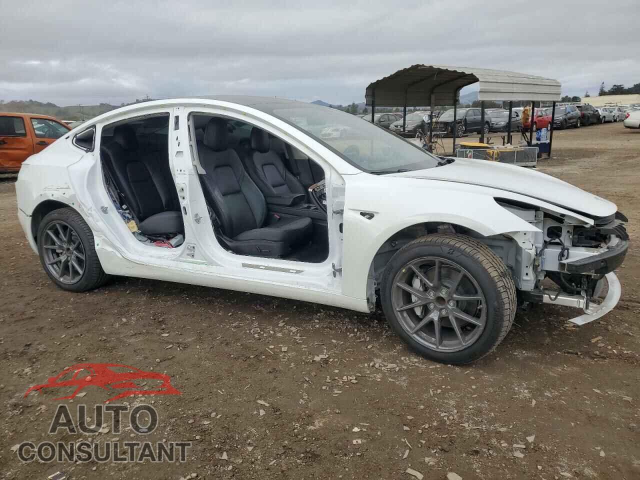 TESLA MODEL 3 2023 - 5YJ3E1EA9PF466821