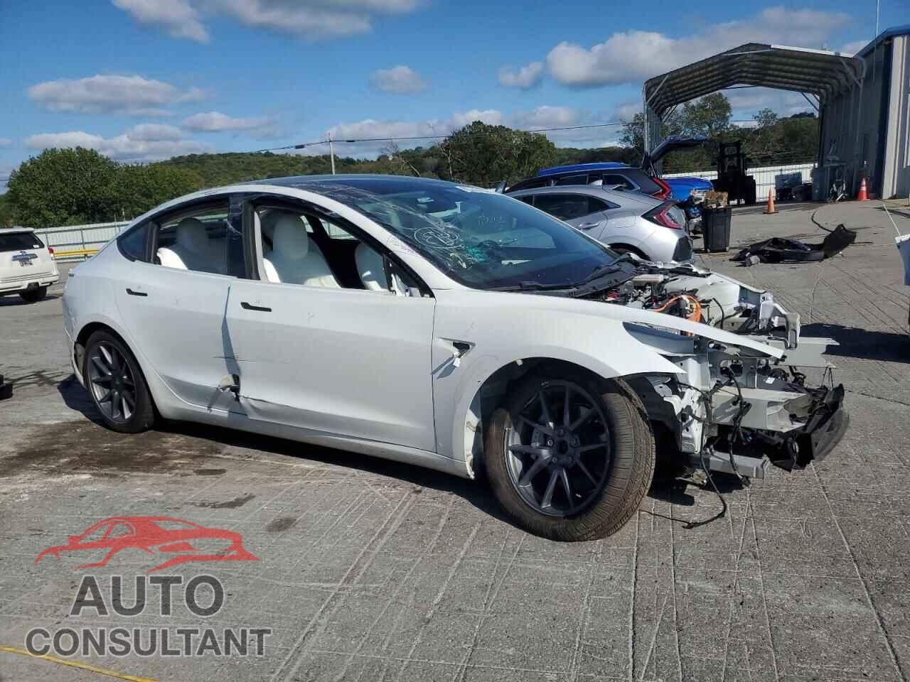 TESLA MODEL 3 2021 - 5YJ3E1EB3MF999882