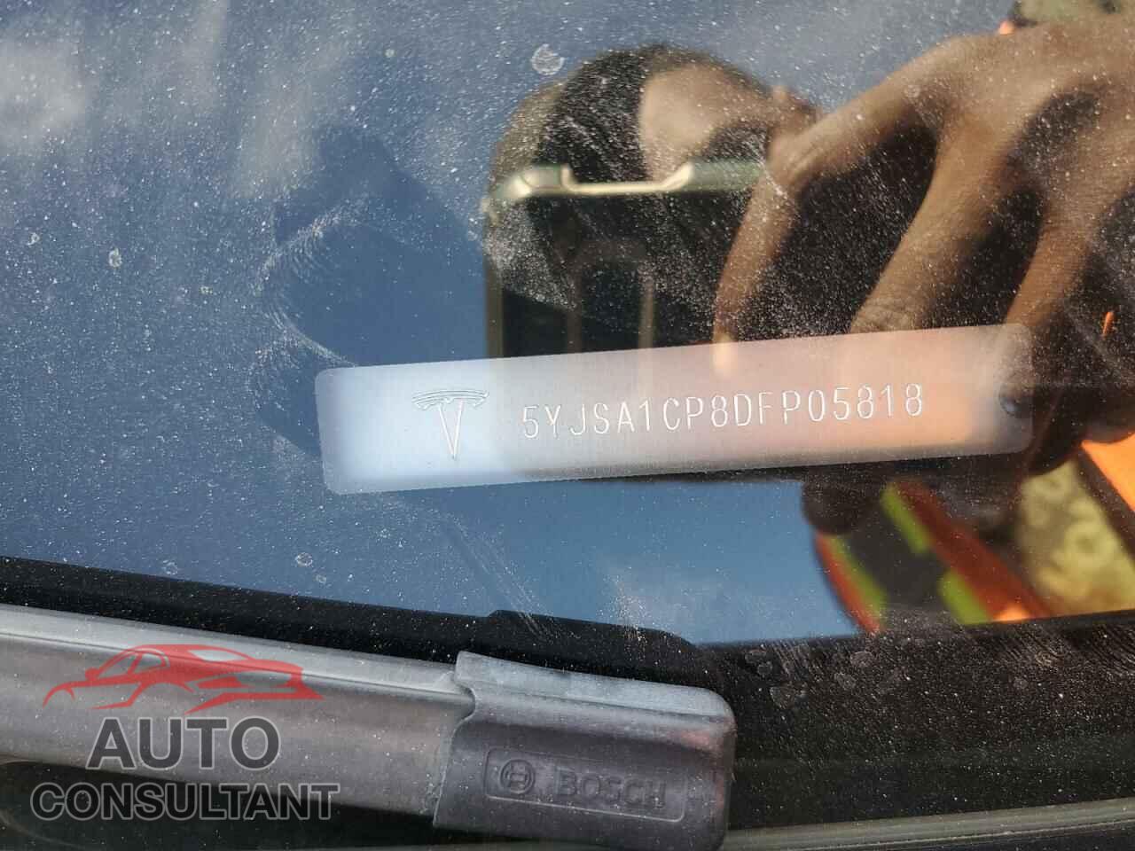 TESLA MODEL S 2013 - 5YJSA1CP8DFP05818