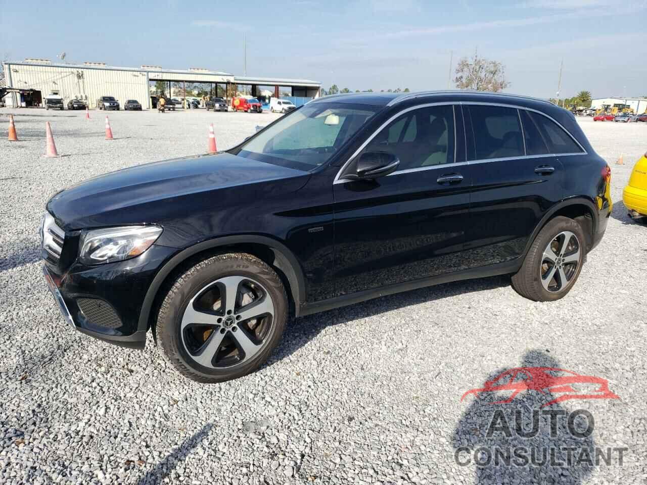 MERCEDES-BENZ GLC-CLASS 2019 - WDC0G5EB6KF565771