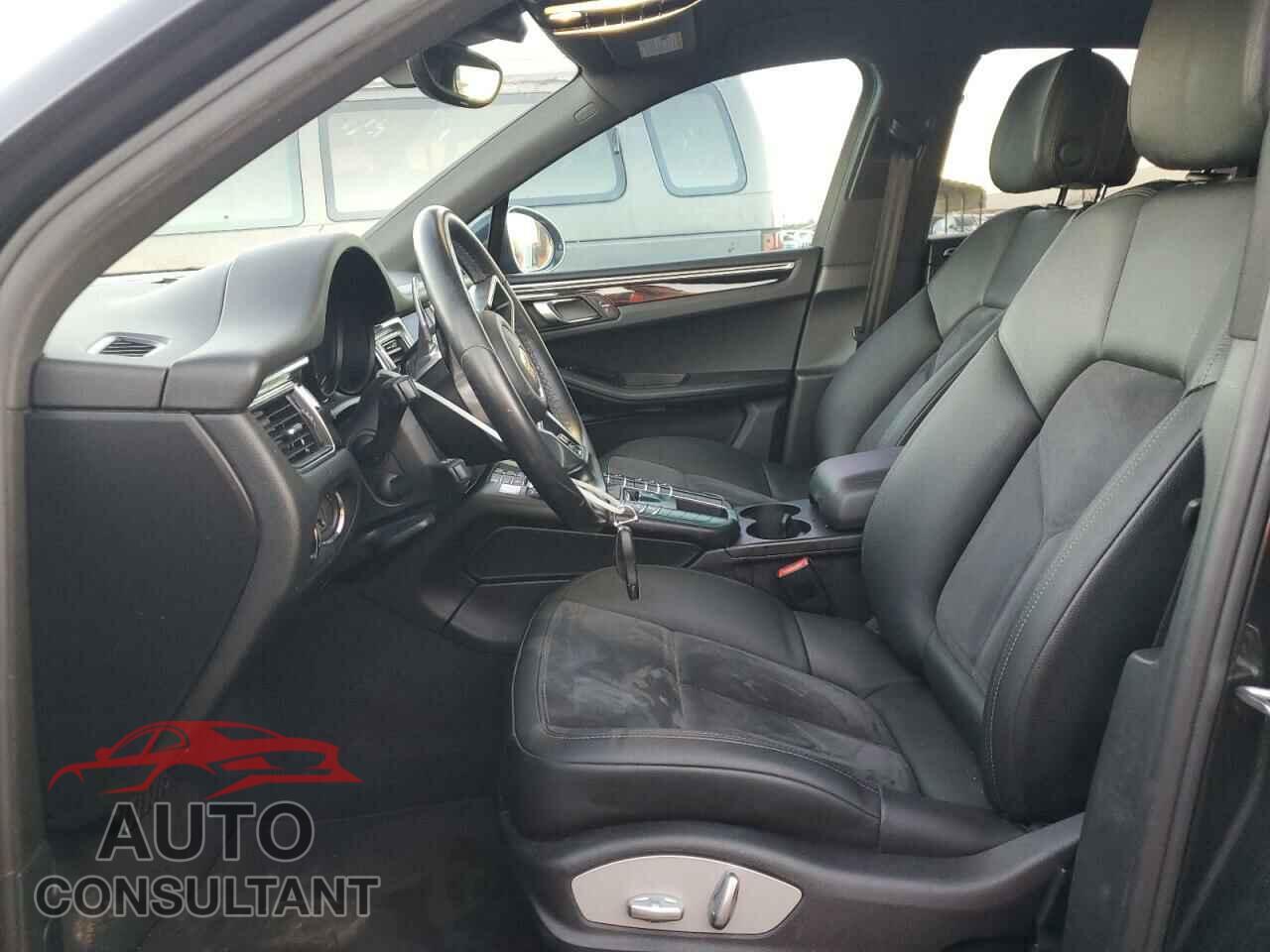 PORSCHE MACAN 2018 - WP1AA2A51JLB02168