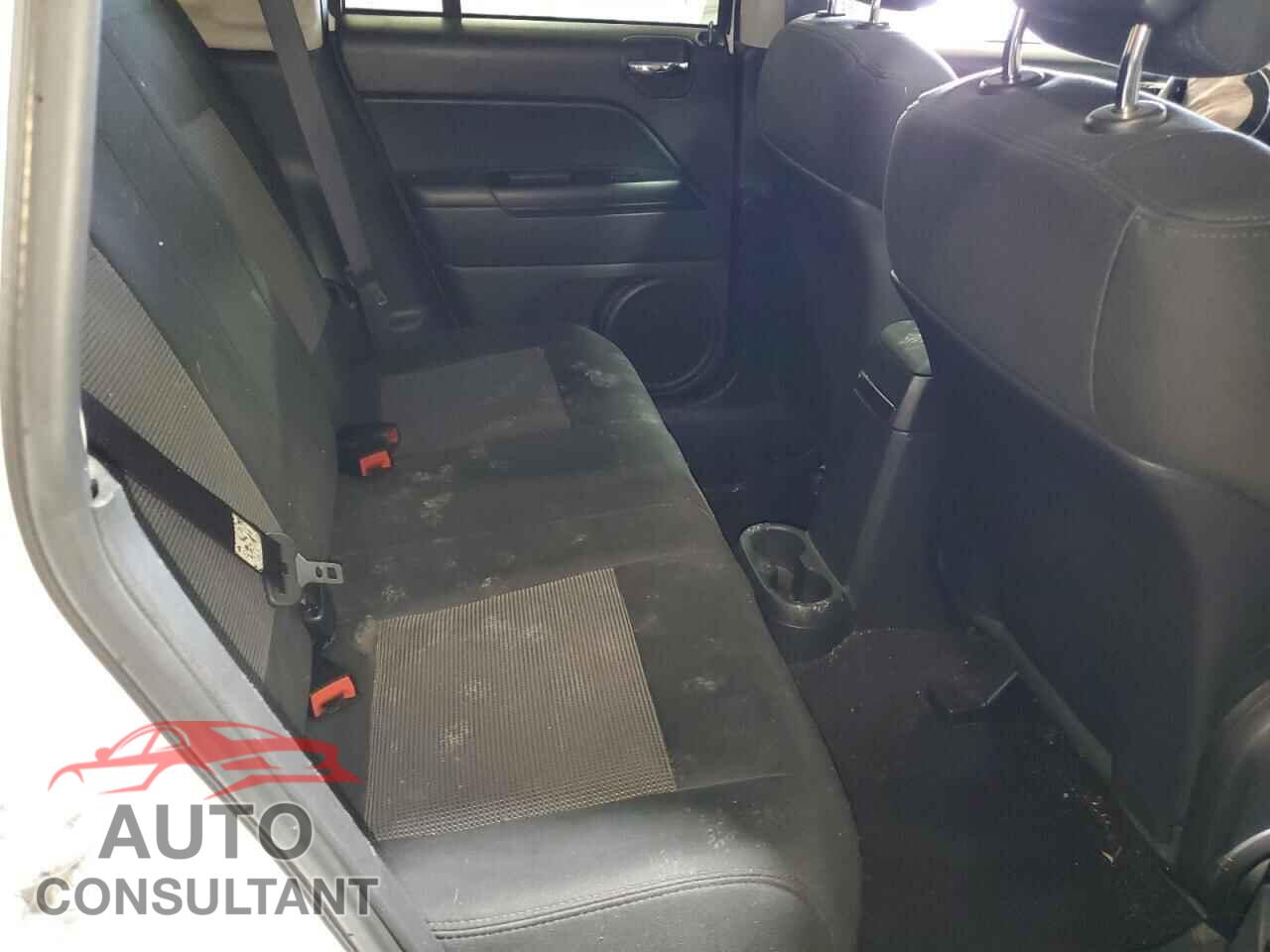 JEEP COMPASS 2011 - 1J4NT1FB2BD203909