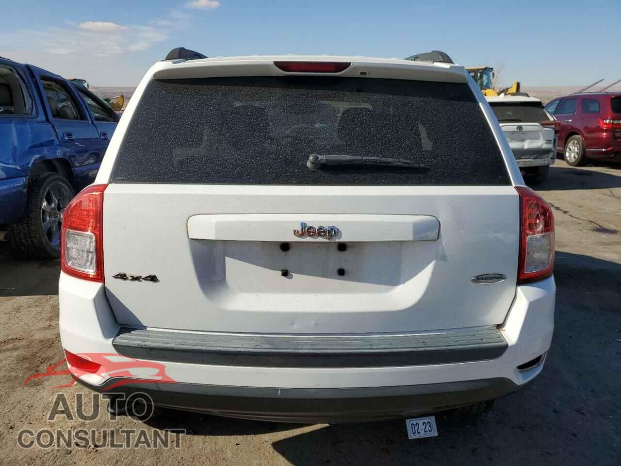 JEEP COMPASS 2011 - 1J4NF1FB2BD158316