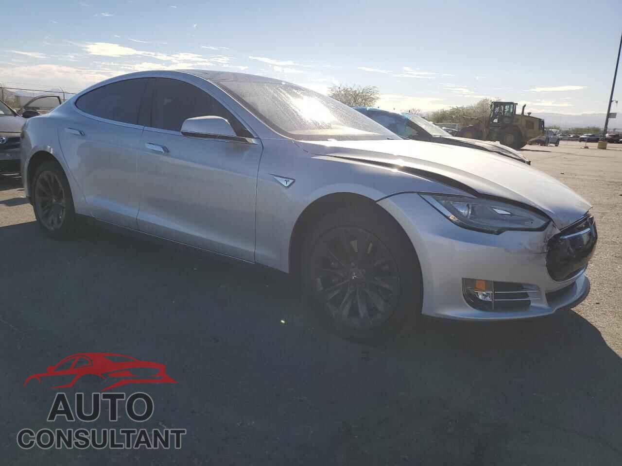 TESLA MODEL S 2013 - 5YJSA1CG2DFP09332