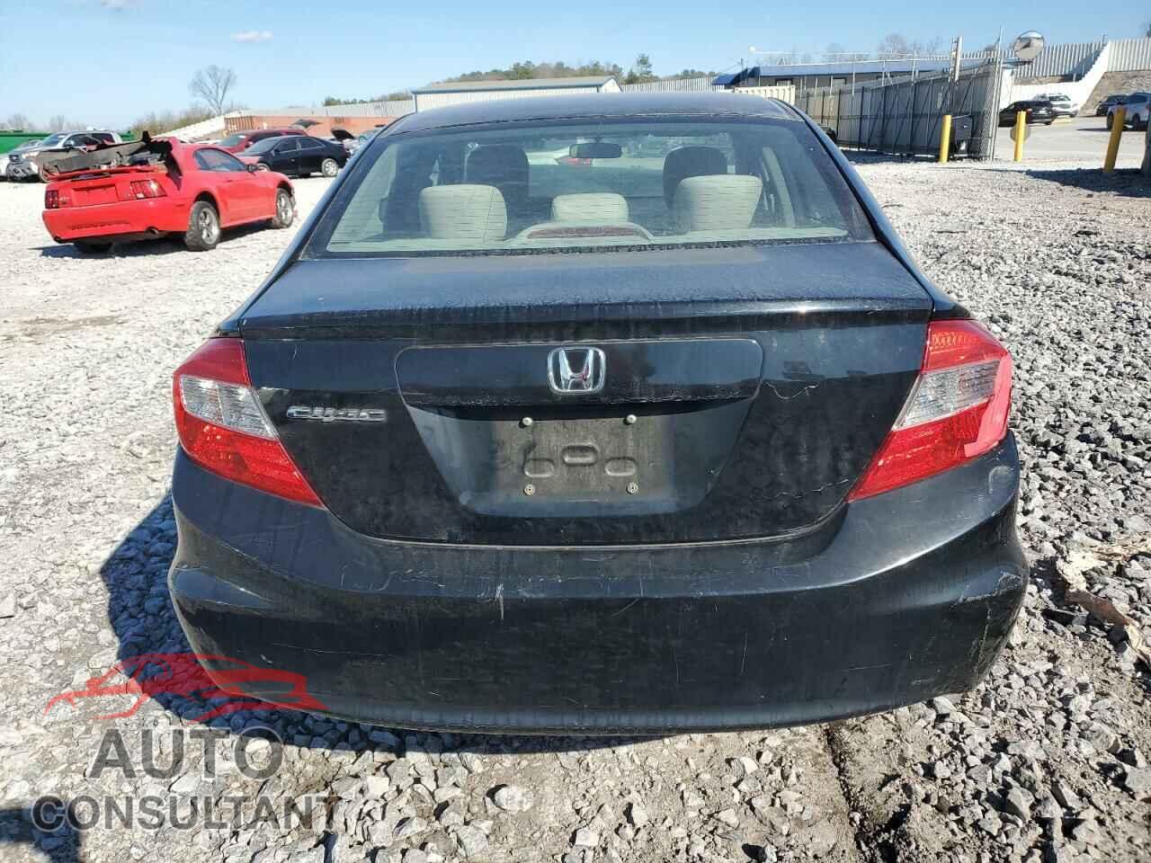 HONDA CIVIC 2012 - 2HGFB2F56CH332268