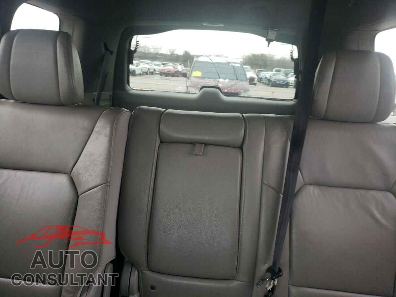 HONDA PILOT 2012 - 5FNYF3H50CB018409