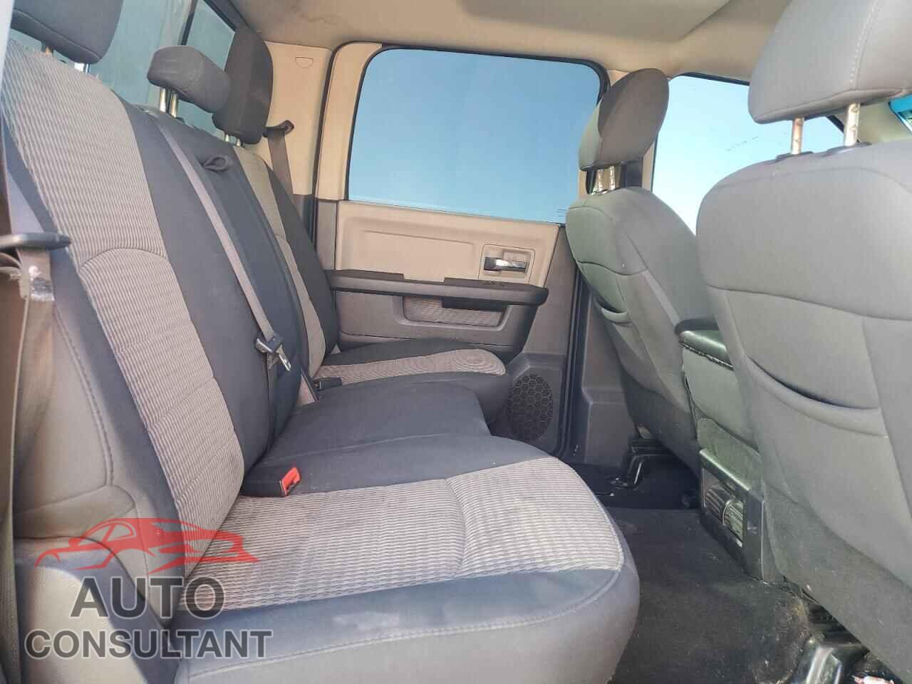 DODGE RAM 1500 2012 - 1C6RD7LT7CS320619