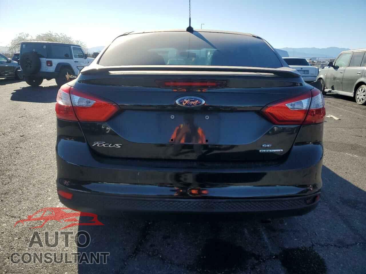 FORD FOCUS 2014 - 1FADP3F23EL111452