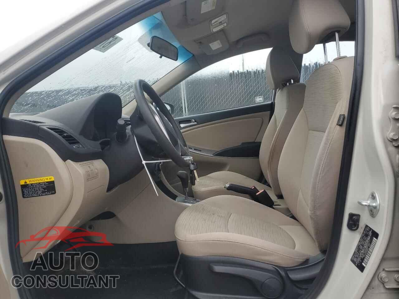 HYUNDAI ACCENT 2017 - KMHCT4AE4HU262111