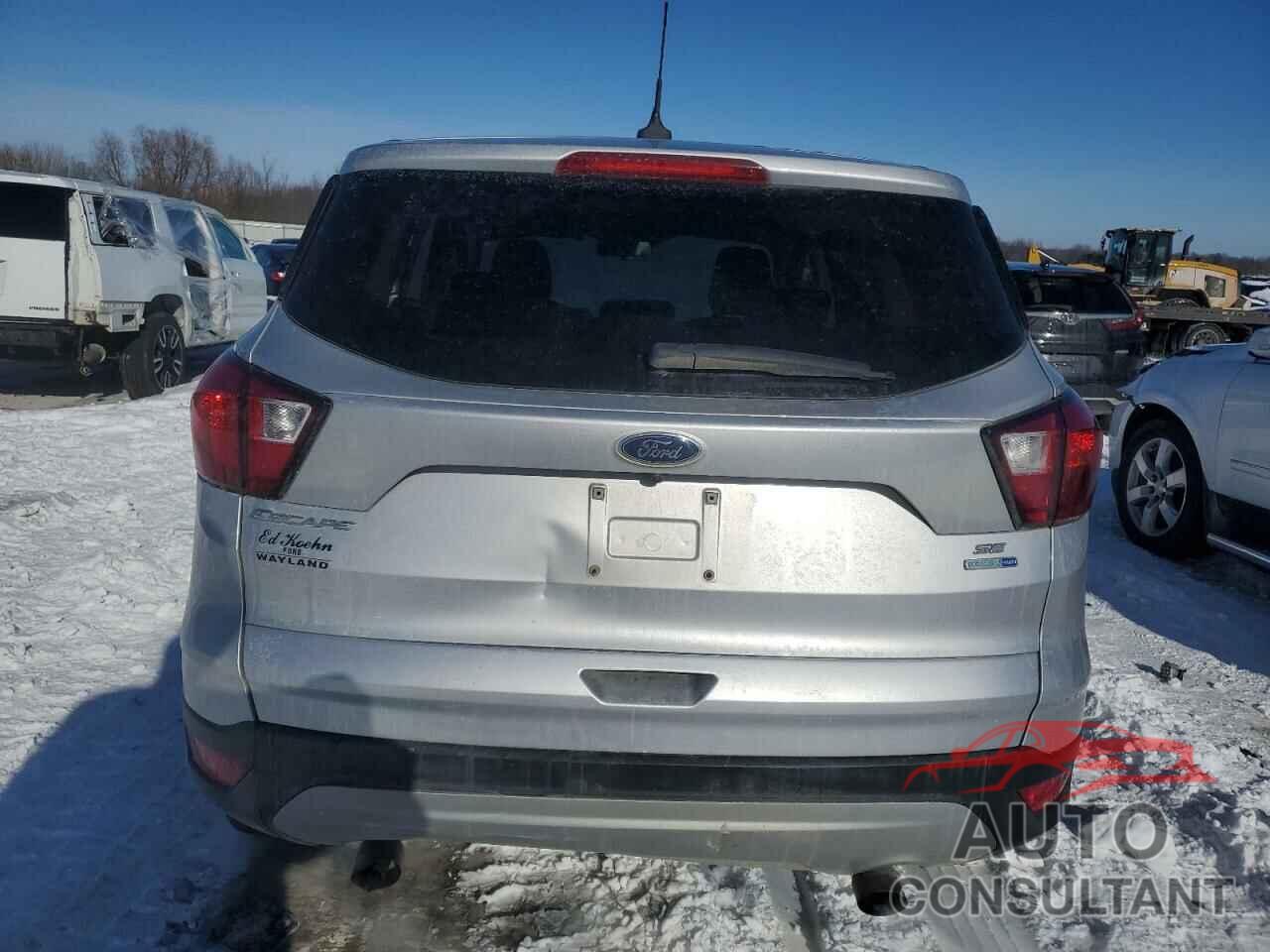 FORD ESCAPE 2019 - 1FMCU9GD0KUA17211