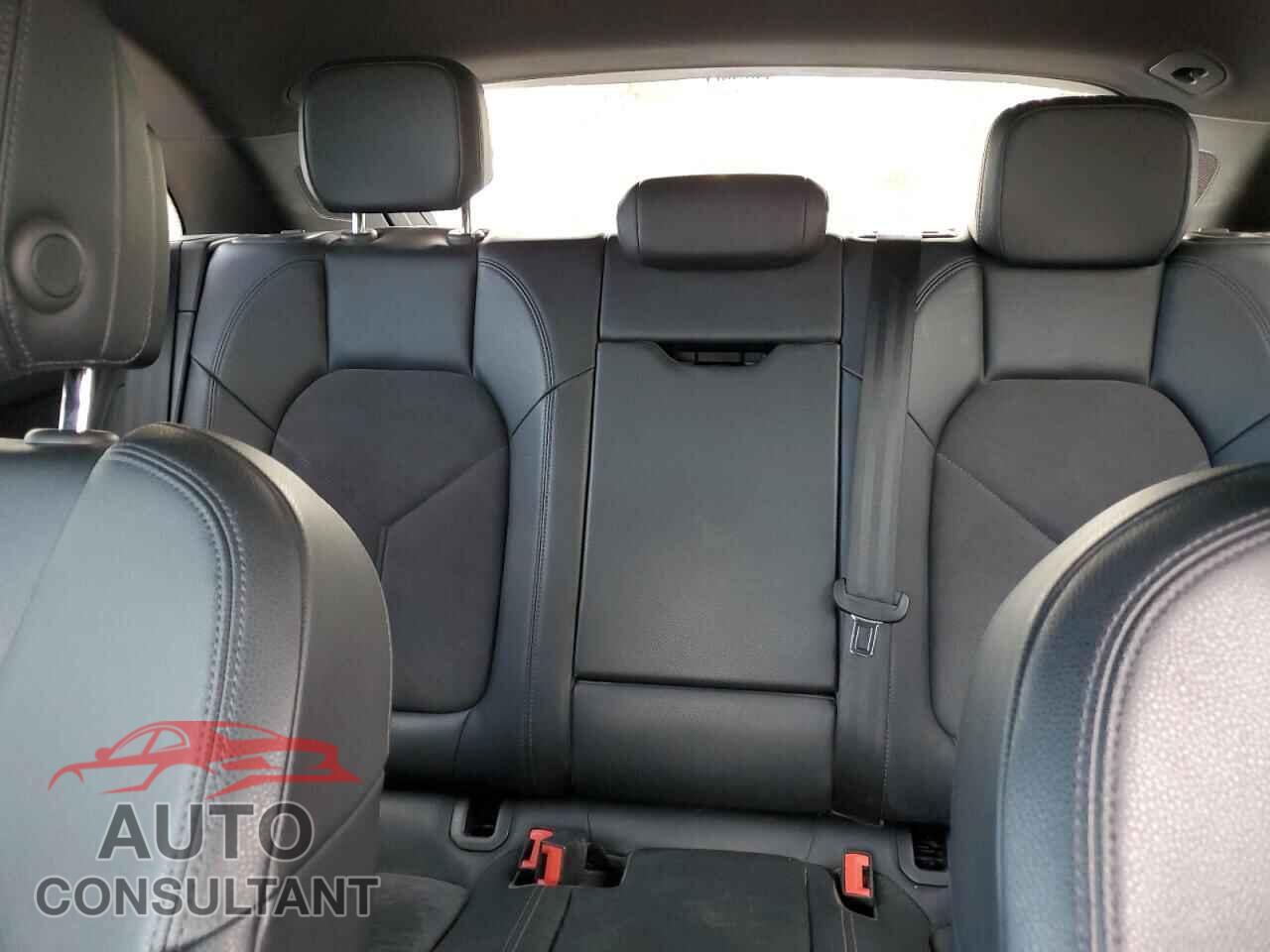 PORSCHE MACAN 2015 - WP1AB2A54FLB70839