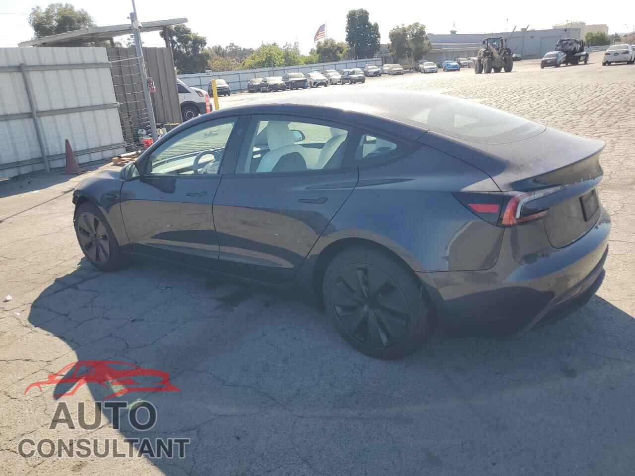 TESLA MODEL 3 2024 - 5YJ3E1EA2RF800898