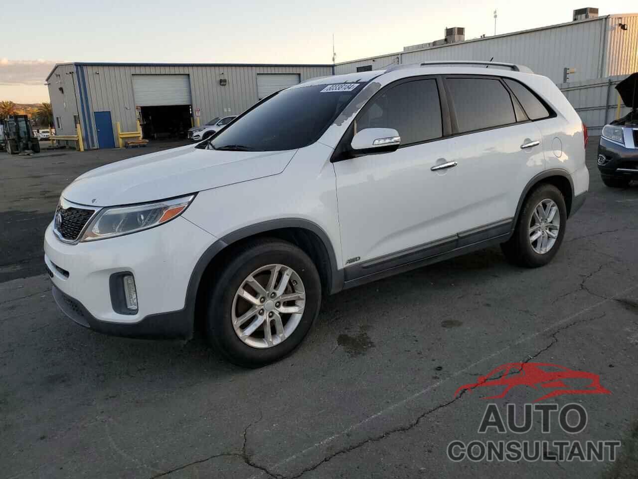 KIA SORENTO 2015 - 5XYKTCA60FG594712
