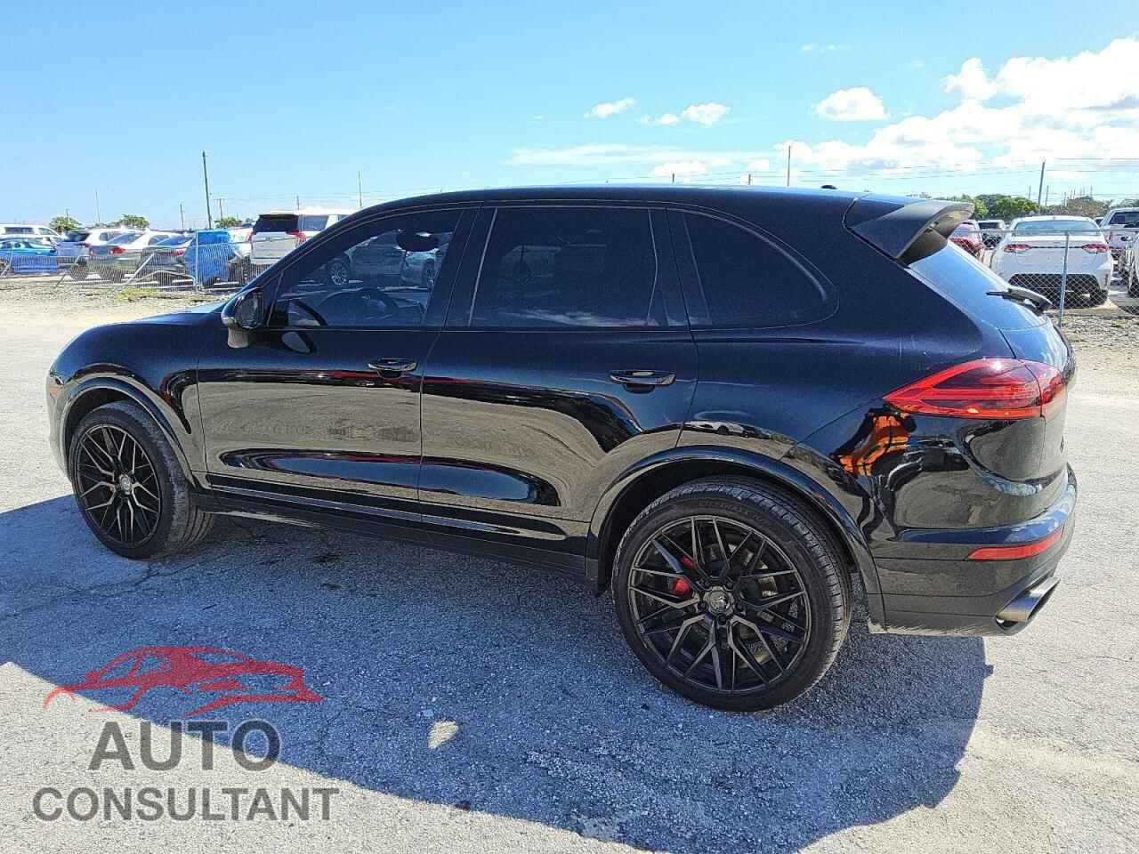 PORSCHE CAYENNE 2017 - WP1AA2A23HKA80941