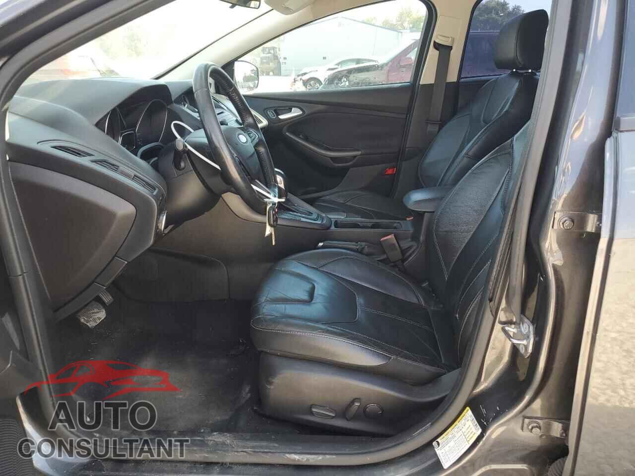 FORD FOCUS 2016 - 1FADP3F29GL328670