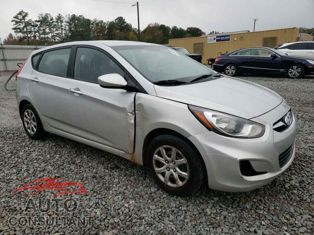 HYUNDAI ACCENT 2012 - KMHCT5AE4CU002662