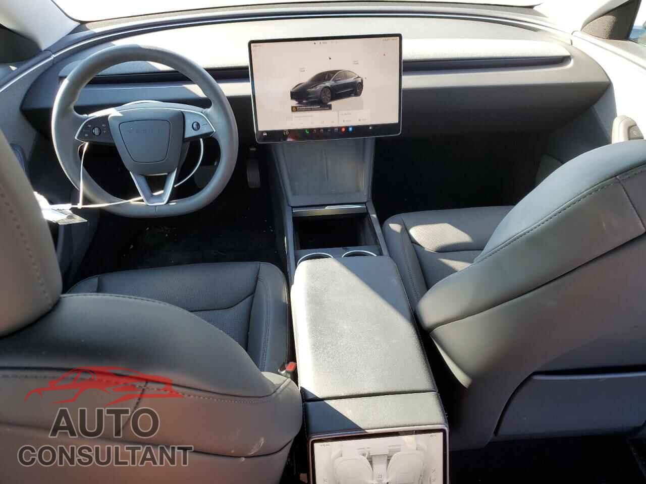 TESLA MODEL 3 2024 - 5YJ3E1EA2RF722848