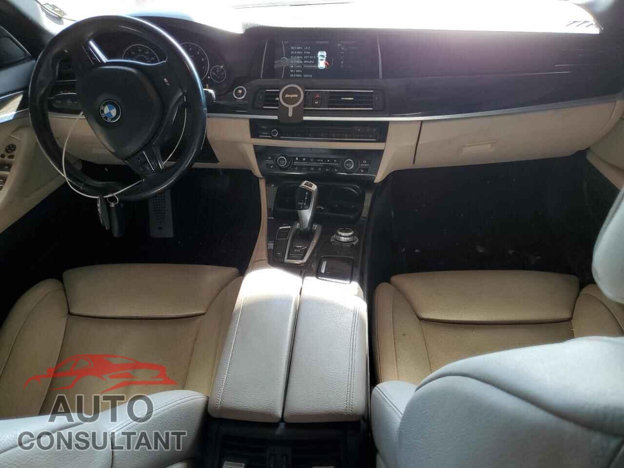 BMW 5 SERIES 2012 - WBAFR9C58CDX79413
