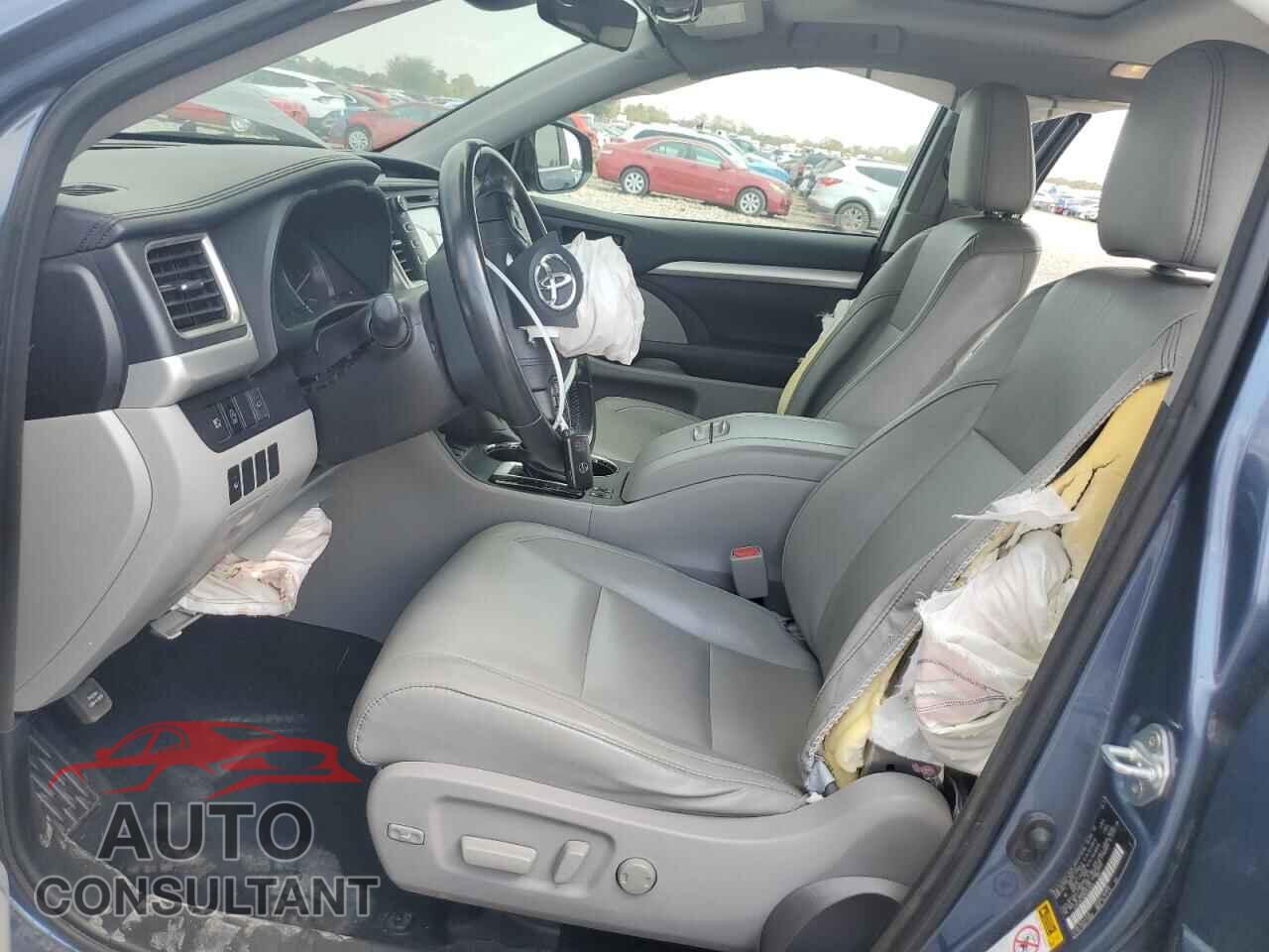 TOYOTA HIGHLANDER 2017 - 5TDJZRFH2HS421559