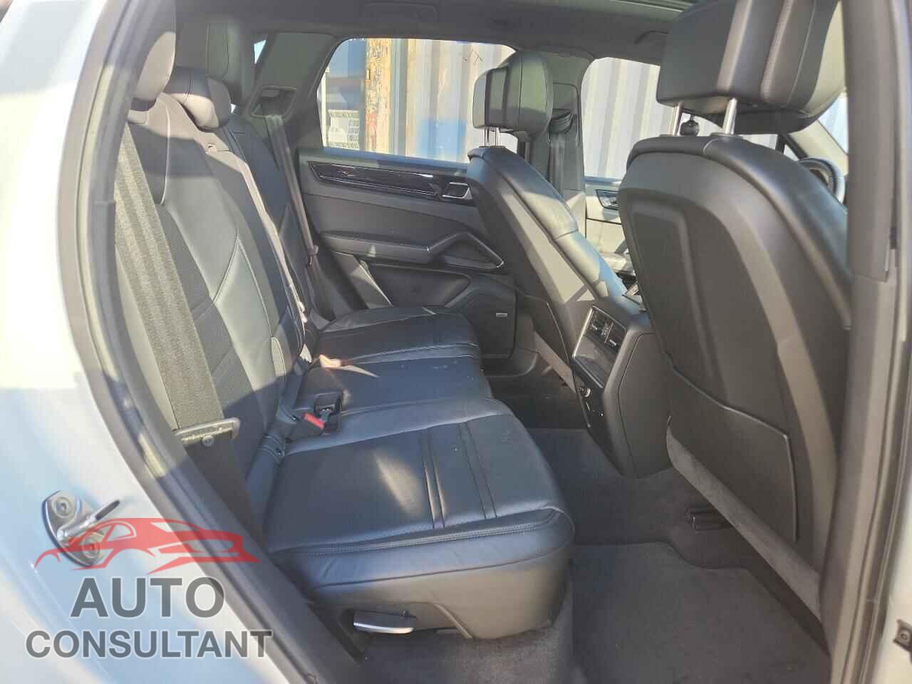 PORSCHE CAYENNE 2020 - WP1AA2AY7LDA06911