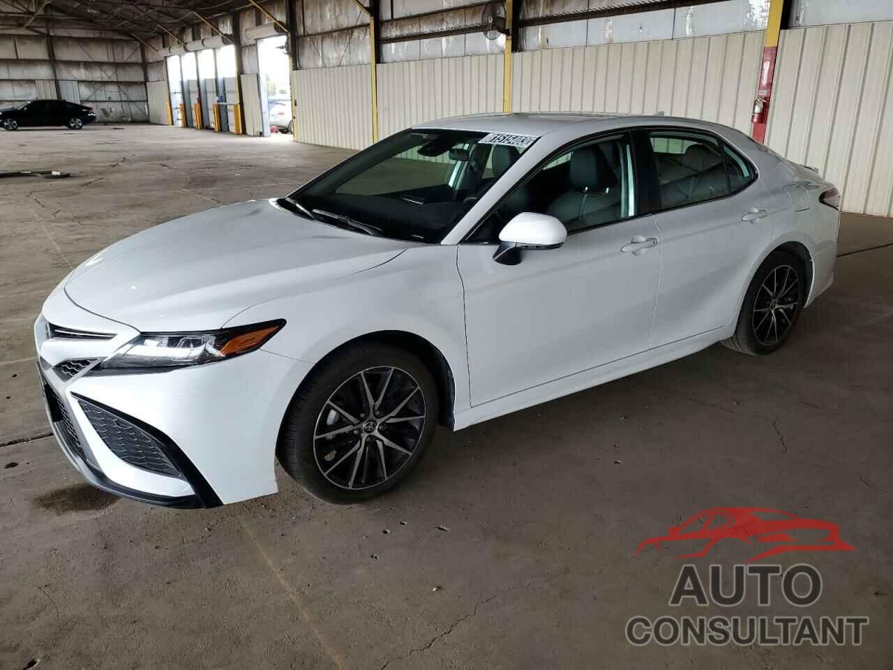 TOYOTA CAMRY 2023 - 4T1G11AK6PU742144