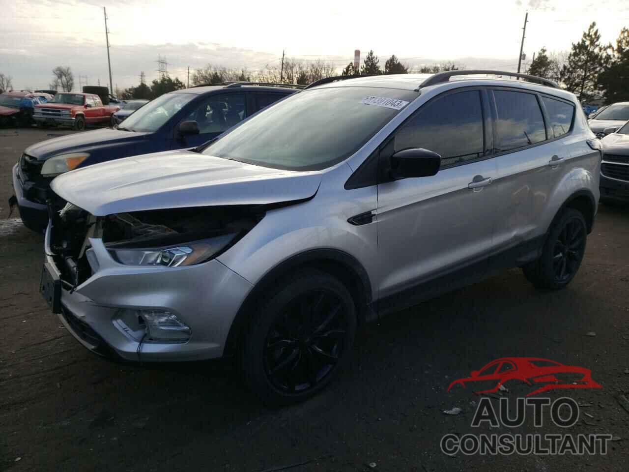 FORD ESCAPE 2018 - 1FMCU9GD4JUB30299
