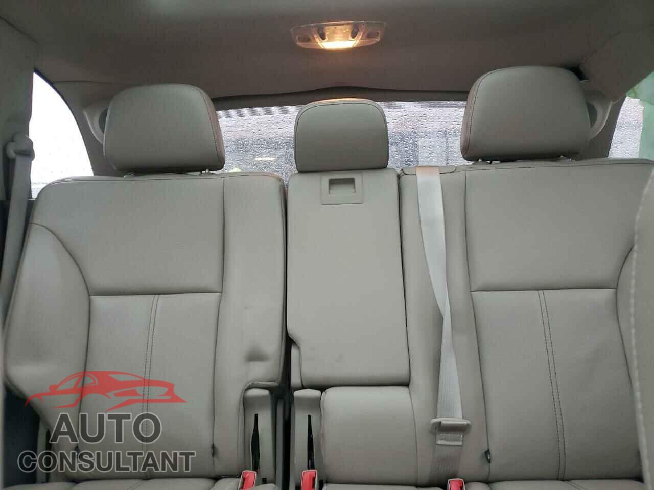 FORD EDGE 2011 - 2FMDK3KC8BBA96302