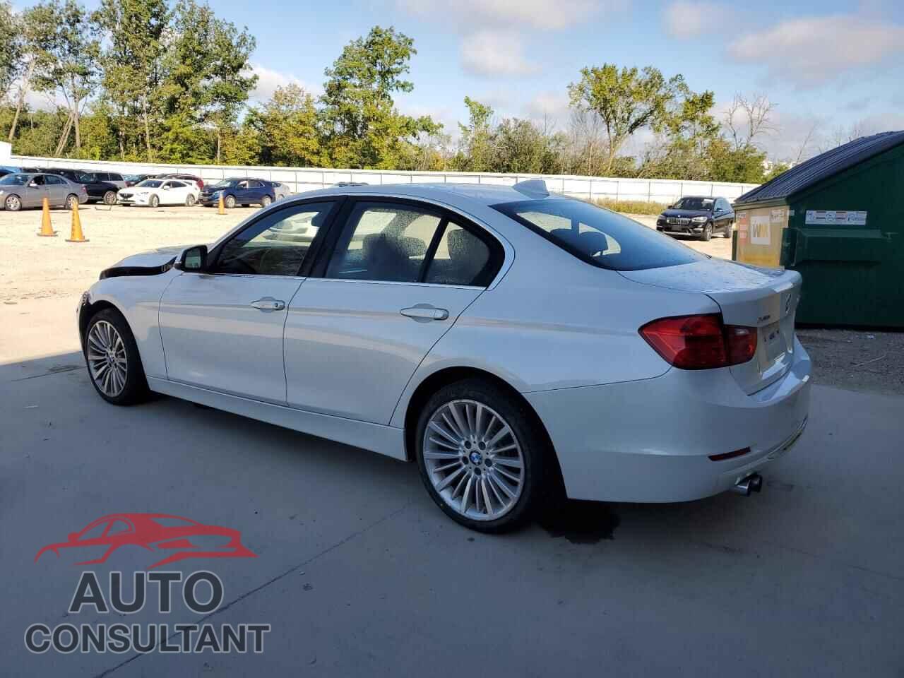 BMW 3 SERIES 2013 - WBA3B5G57DNS03575