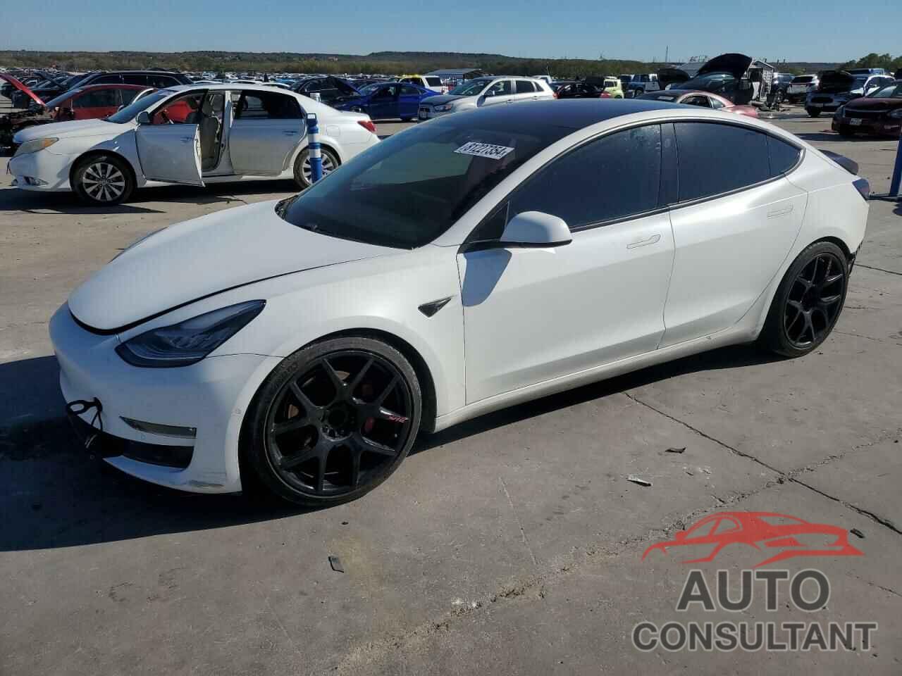 TESLA MODEL 3 2018 - 5YJ3E1EA8JF077322