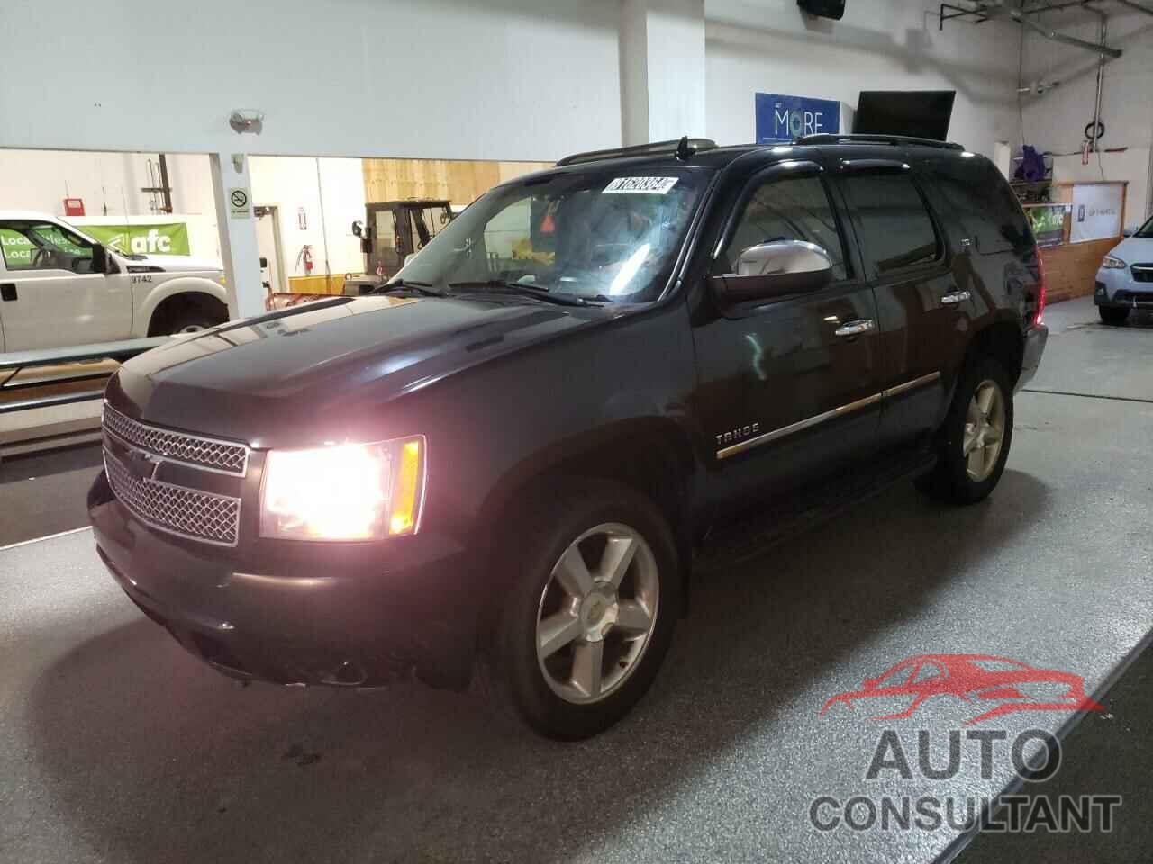 CHEVROLET TAHOE 2011 - 1GNSKCE02BR377447