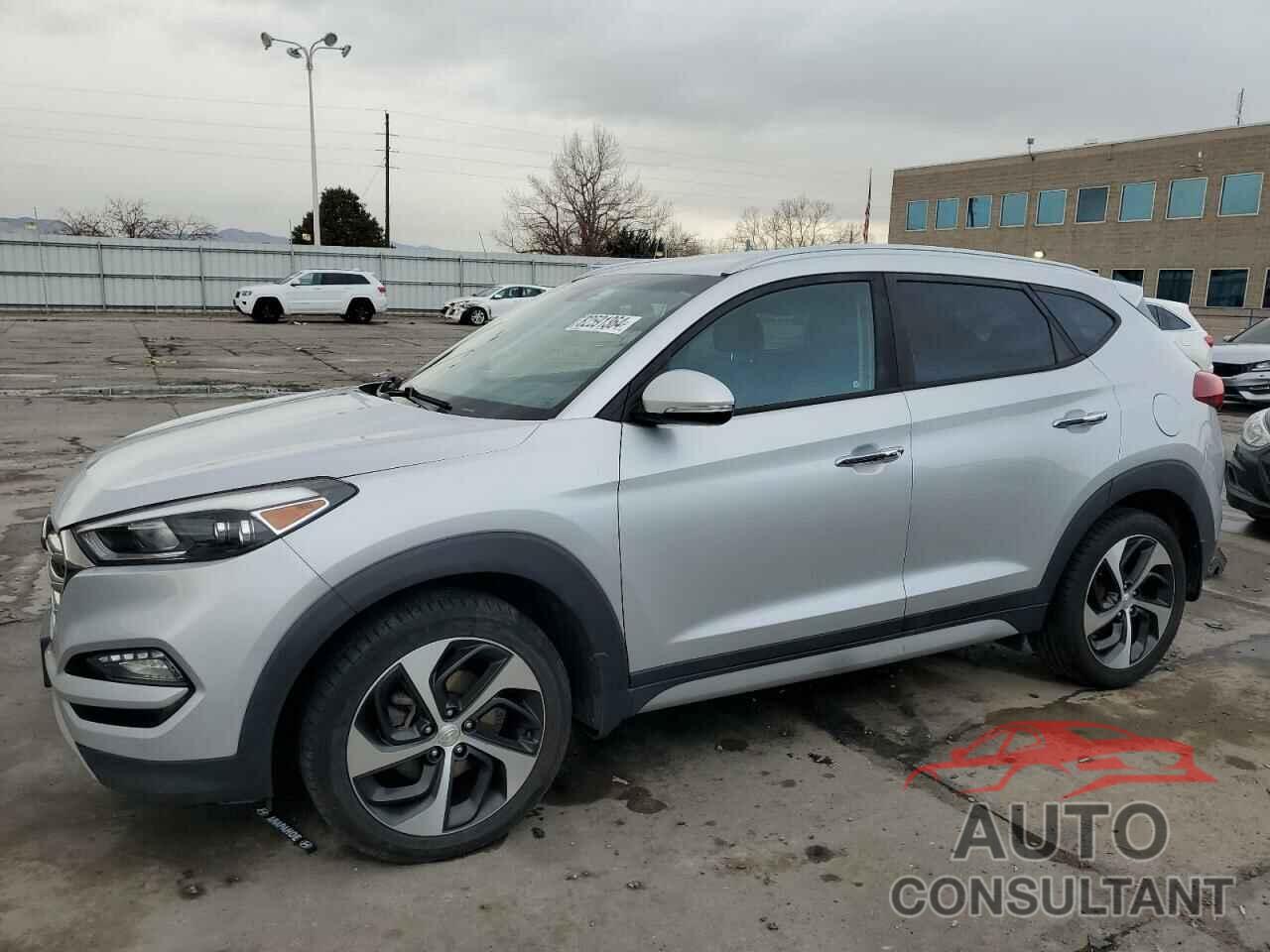 HYUNDAI TUCSON 2017 - KM8J3CA21HU368278