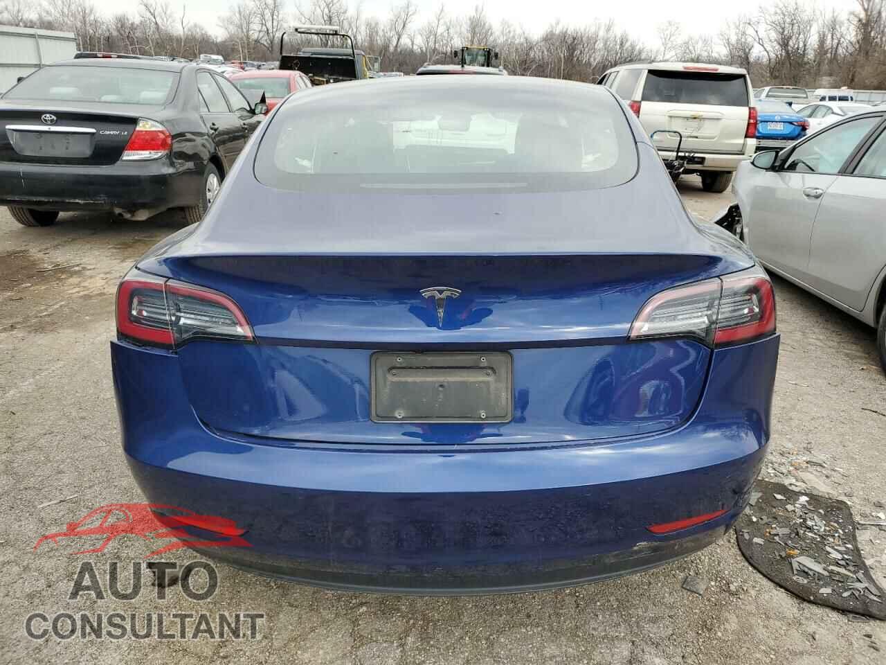 TESLA MODEL 3 2022 - 5YJ3E1EA3NF371023