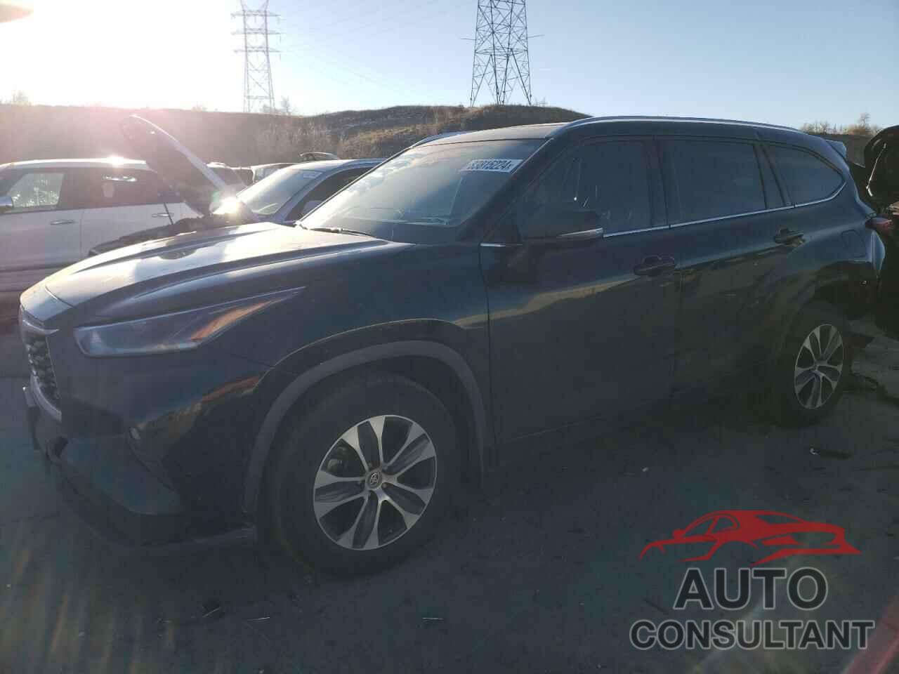 TOYOTA HIGHLANDER 2021 - 5TDGZRBH9MS141826