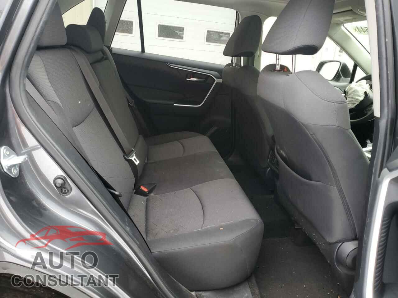 TOYOTA RAV4 2019 - JTMP1RFV9KD030239